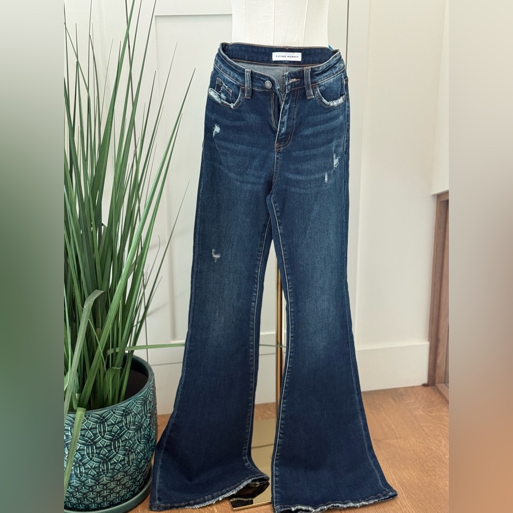 Flying Monkey high rise flare sz27 like new!